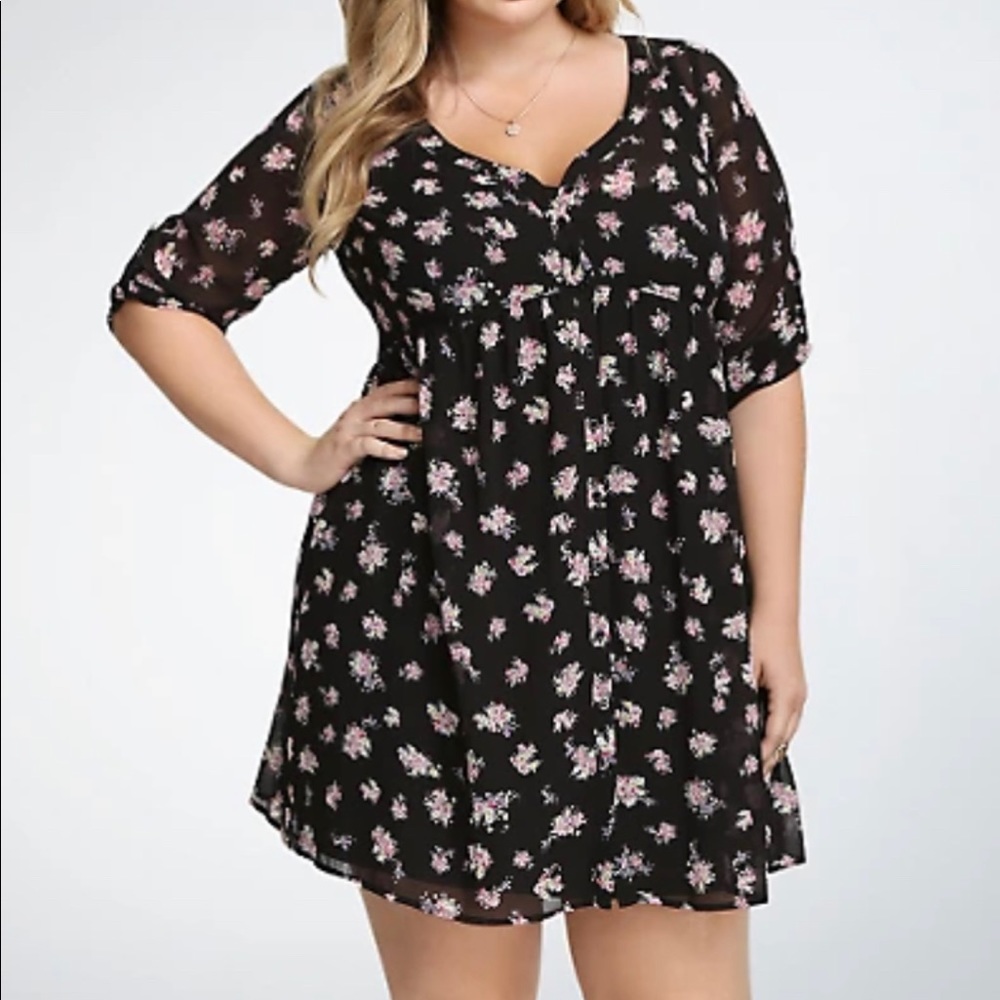 TORRID FLORAL CHIFFON SHIRT DRESS